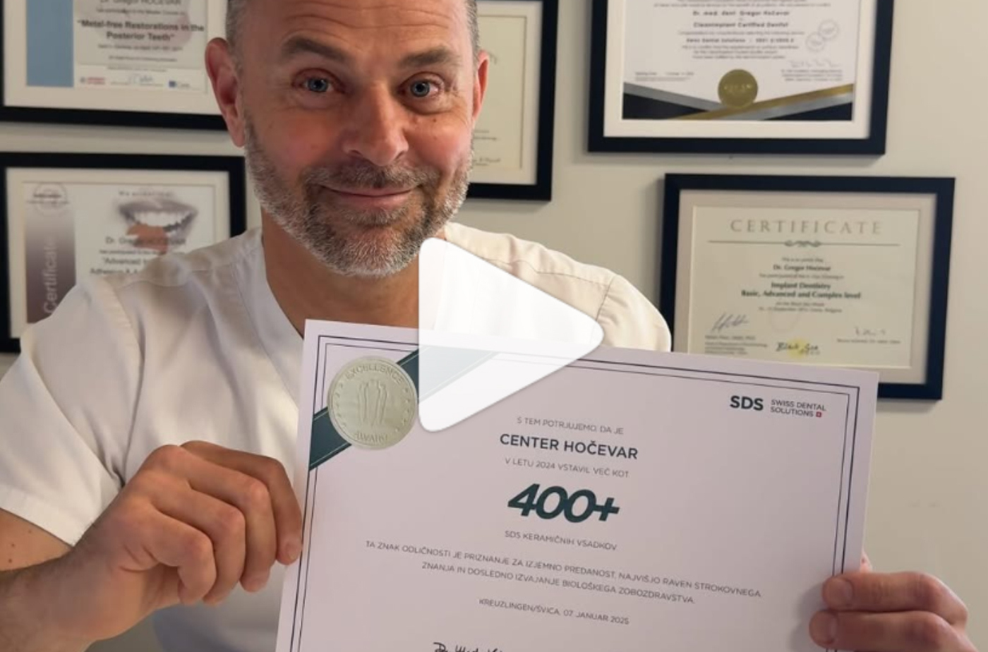400 implants thumb